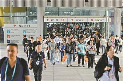 The first phase of the 134th Canton Fair has successfully concluded, with over 100000 overseas buyers attending the fair
